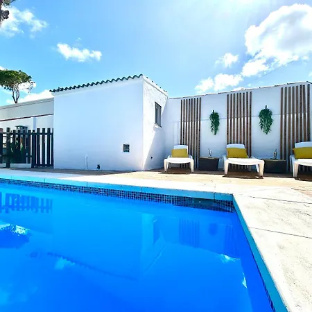 Сasa de vacaciones Gatu Serena Piscina Privada Mayores De 25 Anos Y Familias Chiclana de la Frontera